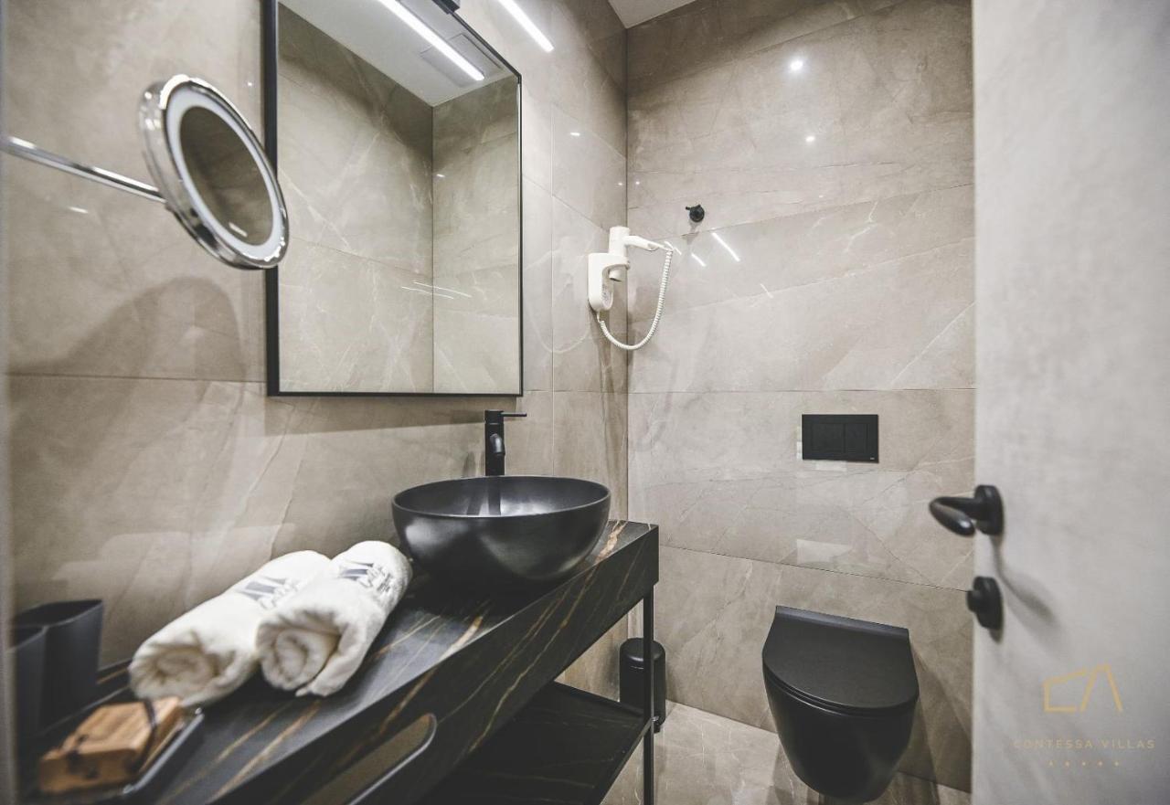 Galija Luxury Suites Krk Town Buitenkant foto