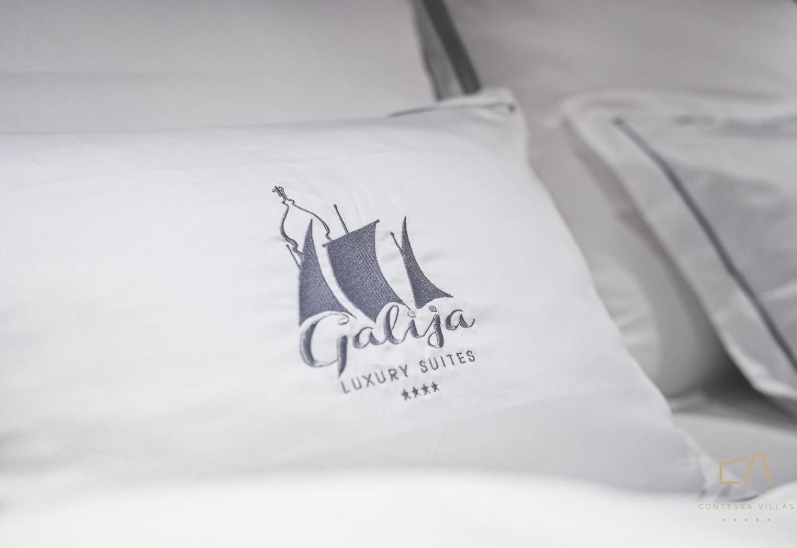 Galija Luxury Suites Krk Town Buitenkant foto